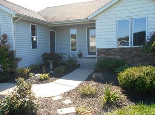 222 Indian Bluffs Dr NE, Sparta, MI 49345