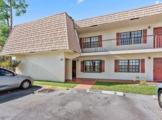 4245 Oak Terrace Dr, Greenacres, FL 33463
