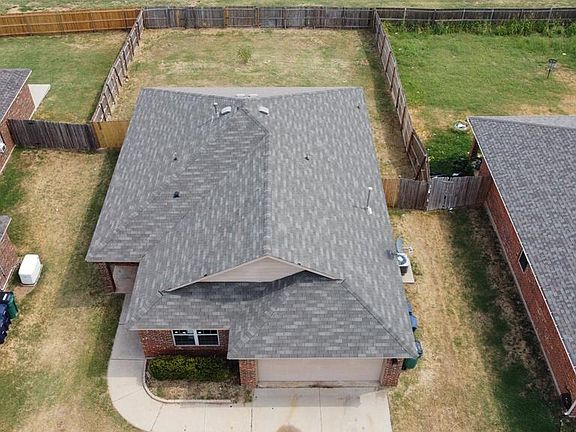 5th image of 2500 Ressie Ln