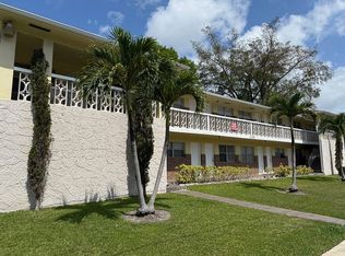 17080 NE 23rd Ave APT 1, N Miami Beach, FL 33160