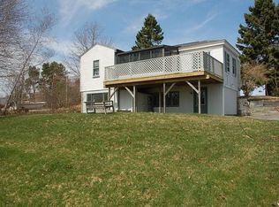 228 Fowler Rd, Cape Elizabeth, ME 04107