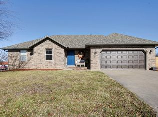 5710 N 13th Ave, Ozark, MO 65721