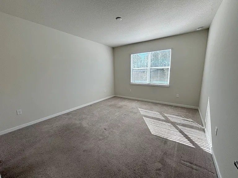 17317 Back Bay Ct — Photo 35