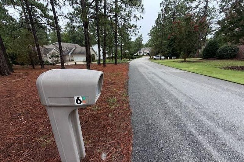 1st image of 6 Driving Range Rd