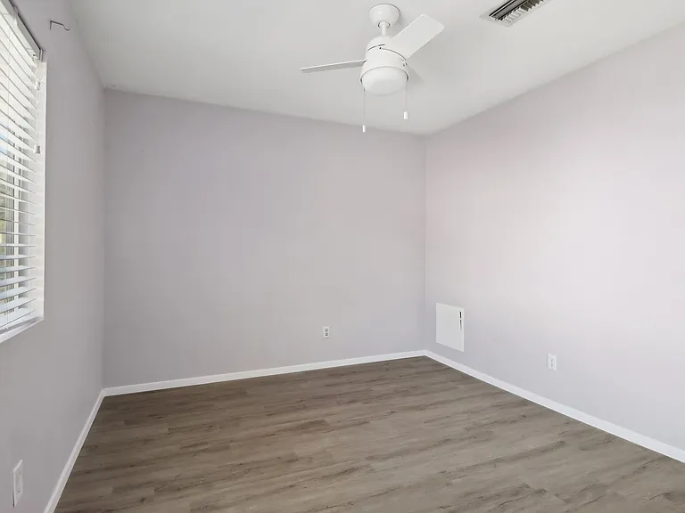 24686 Golfview Dr — Photo 34