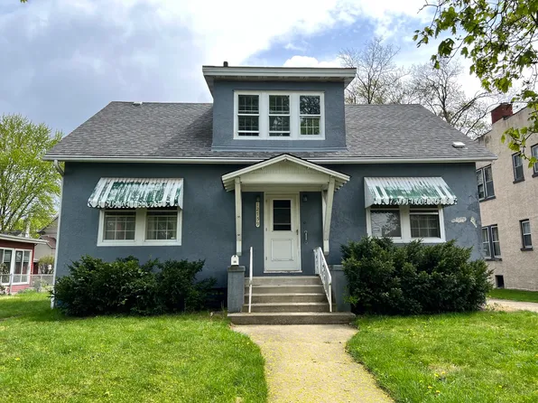 12759 Elm St, Blue Island, IL 60406