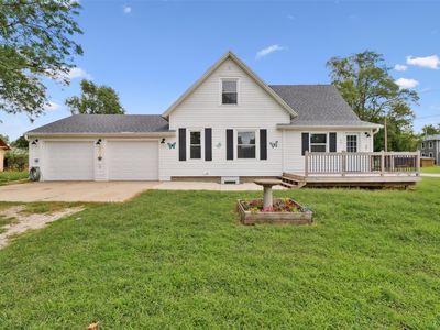 102 Race St, Cambridge, IA, 50046