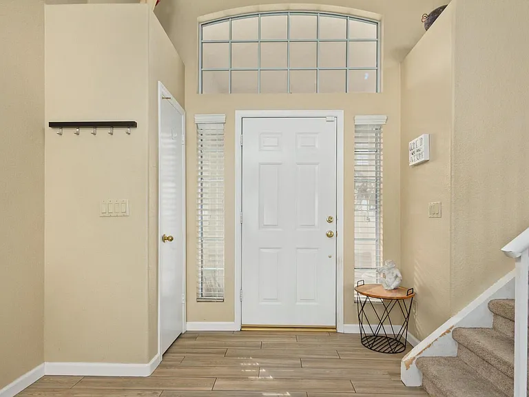6916 W Tina Ln — Photo 8