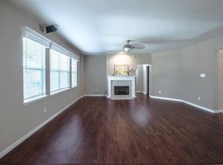 16354 Mellow Oaks Ln, Sugar Land, TX 77498