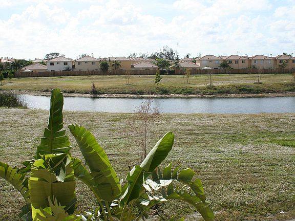 3rd image of 7250 NW 174th Ter APT 102