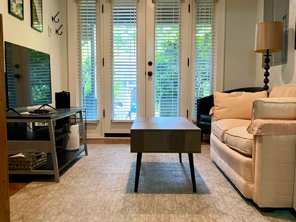 (undisclosed Address), Eugene, OR 97403