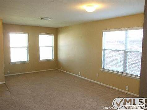 4th image of 15747 Cotton Tail Ln