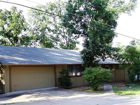 1050 Ha Ha Tonka Rd, Camdenton, MO 65020