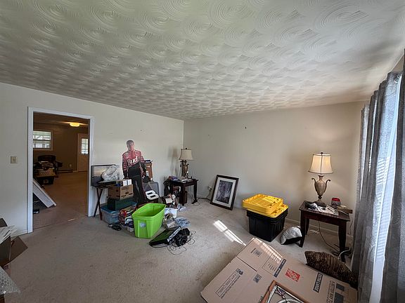 5th image of 315 N 4th St