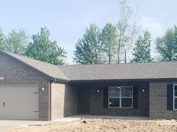 109 Wooded Court, Hanover, IN 47243