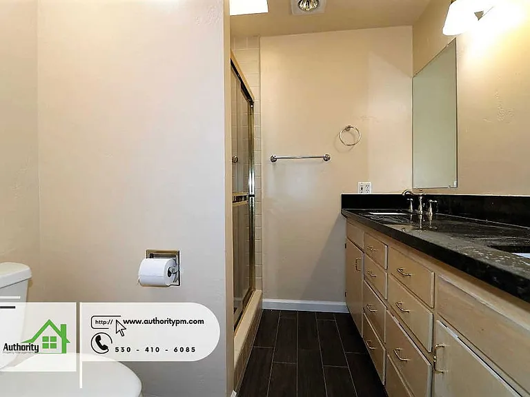 875 Lakeview Dr — Photo 30