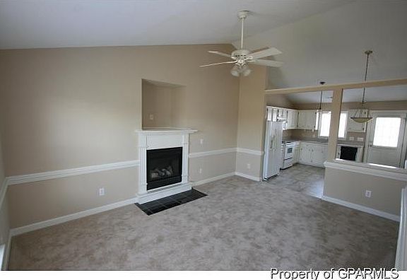 4th image of 1012 A Masters Ln