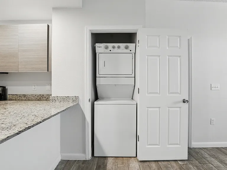 800 Isaacville Dr #210 — Photo 3