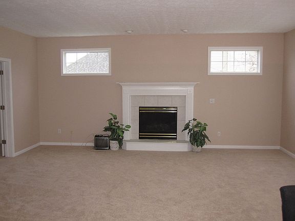 5th image of 3706 Windsong Ct