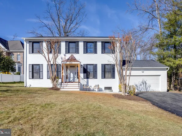 3542 Devon Dr, Falls Church, VA 22042
