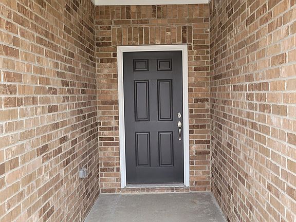 3rd image of 759 Keeneland Dr