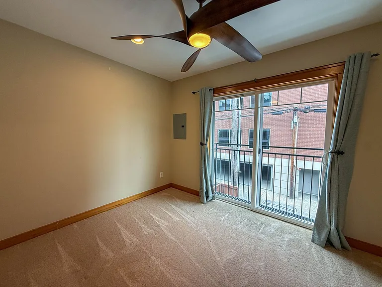 2325 Franklin Ave E #A — Photo 13