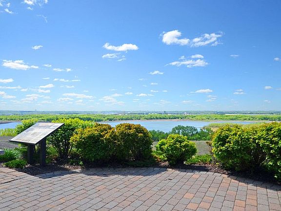 5th image of 15550 Lilac Dr