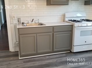 1009 N 2nd St APT 3, Harrisburg, PA 17102