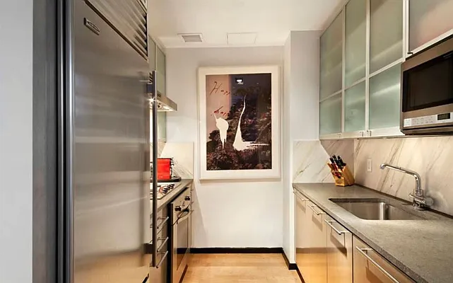 Rented by Corcoran | media 9