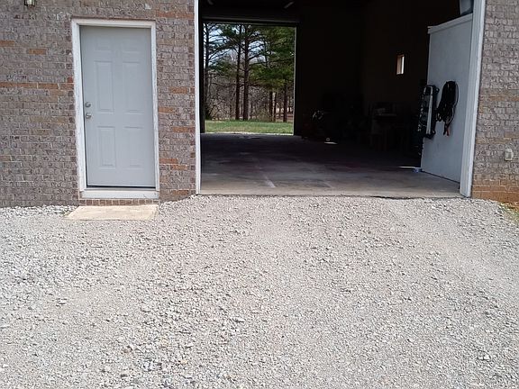 4th image of 652 Timber Ridge Dr