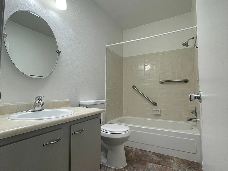 8820 E Arbor St — Photo 16