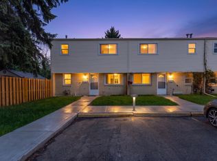 Lord Byron Place, Edmonton, AB T6J 2E7