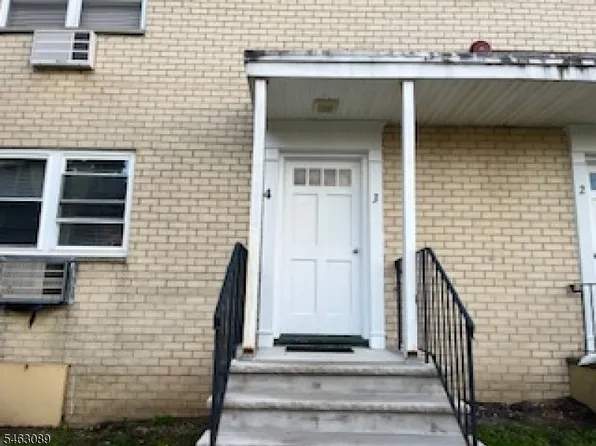 406 Cranbury Rd Apt 3 #3, East Brunswick Twp., NJ 08816