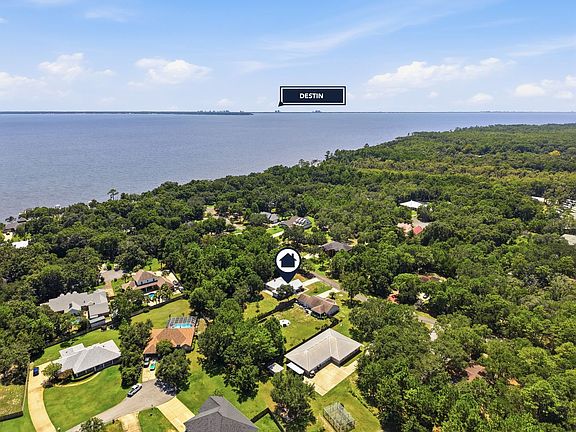 3rd image of 91 Cedar Beach Cv