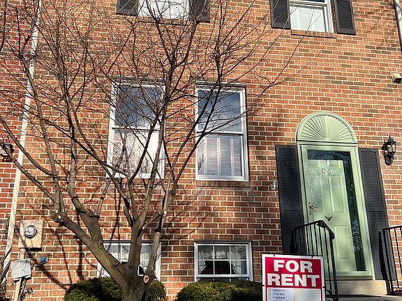 2nd image of 106 Bracken Ct