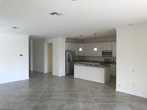 2nd image of 10377 Fontanella Dr