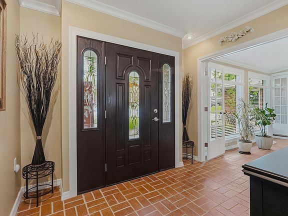 4th image of 2709 Malibu Ct