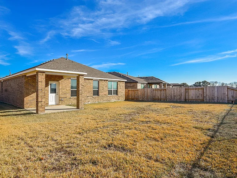 5715 Aurora Greens Ln — Photo 32