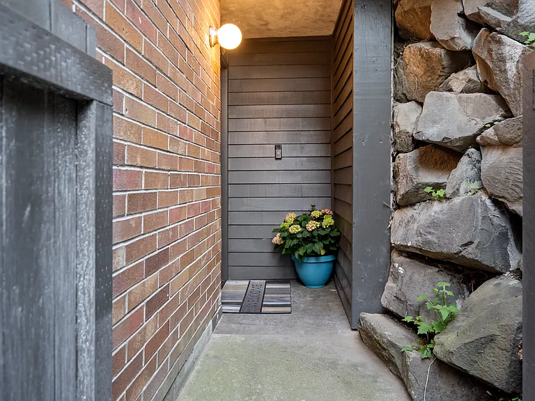 4111 Whitman Ave N #101 — Photo 17