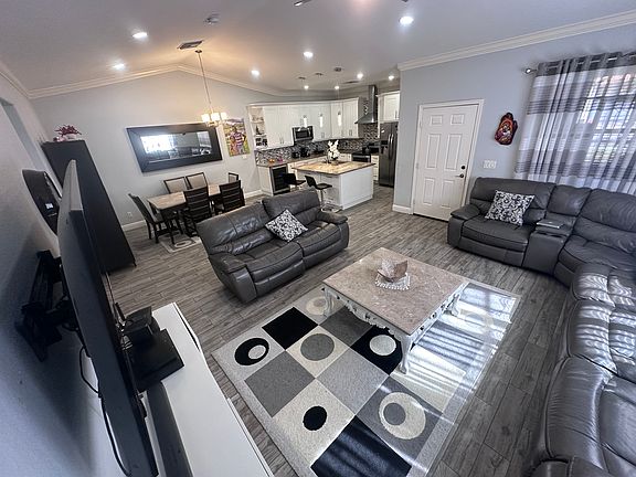 2nd image of 4078 Stow Way
