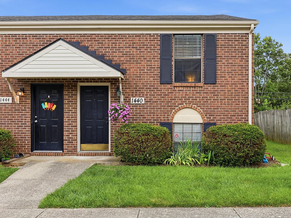 1st image of 1440 Hartland Woods Way