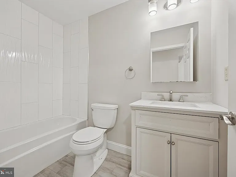 413 Eagle Rd — Photo 2
