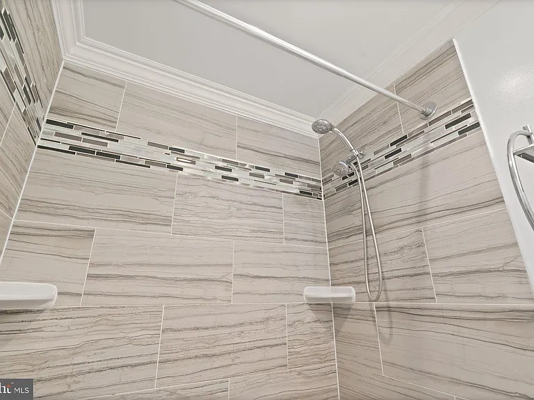 430 Irving St NW #102 — Photo 27