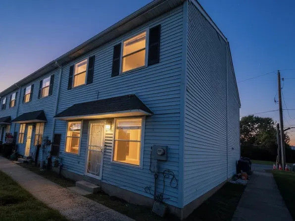 10103 Northeast Ave APT 15, Philadelphia, PA 19116