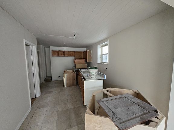 4th image of 3624 S Paulina St