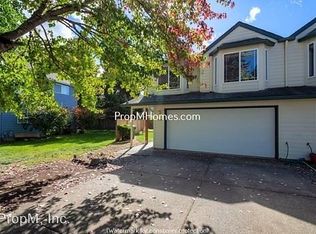 1000 Pennington Ct APT A, Newberg, OR 97132