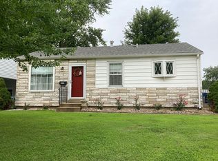 12172 Fleetwood Pl, Maryland Heights, MO