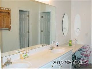 5th image of 2709 Clover Ct