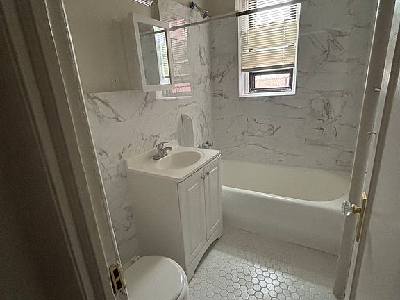 5th image of 4108 159th St APT 3E