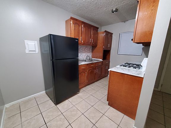 5th image of 3510 Keltner Ave #1